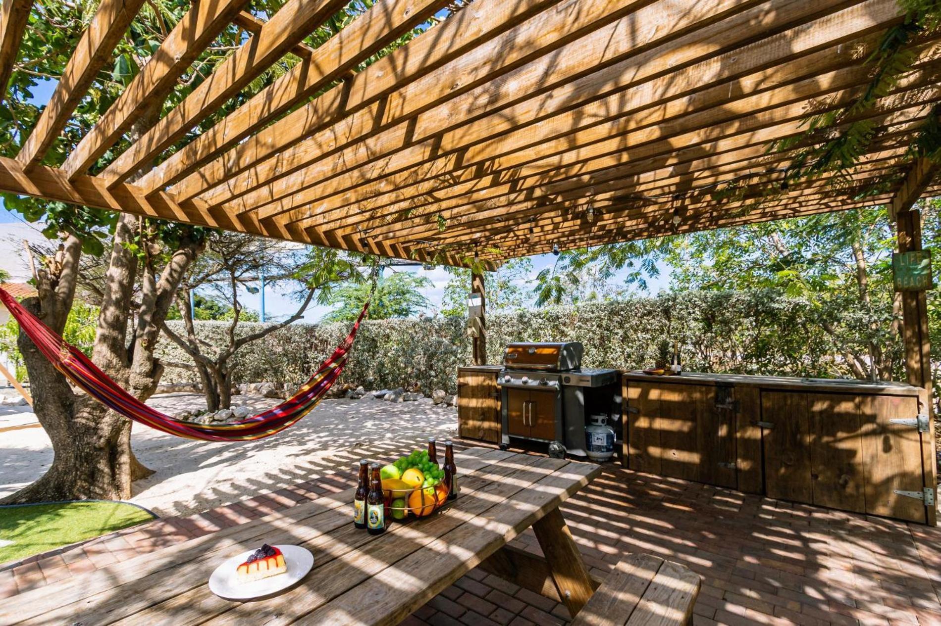 Koyari Modern Condos 9Br 7Ba Sleeps 26 W/ Pool And Roof Deck Палм Бич Экстерьер фото